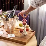 Maison Fl Hotel