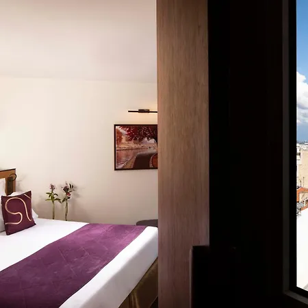 Hotel Maison Fl 4*